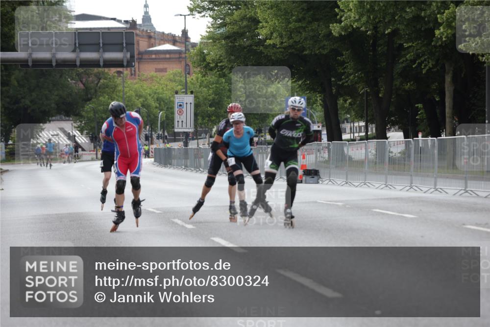 29.06.2025 - hella hamburg halbmarathon Jannik Wohlers http://msf.ph/oto/8300324 29.06.2025 08:56:27 Lombardsbrücke  meine-sportfotos.de