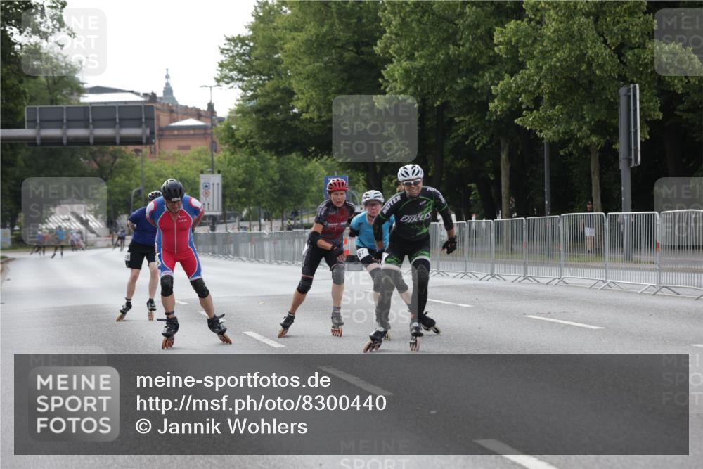 29.06.2025 - hella hamburg halbmarathon Jannik Wohlers http://msf.ph/oto/8300440 29.06.2025 08:56:28 Lombardsbrücke  meine-sportfotos.de