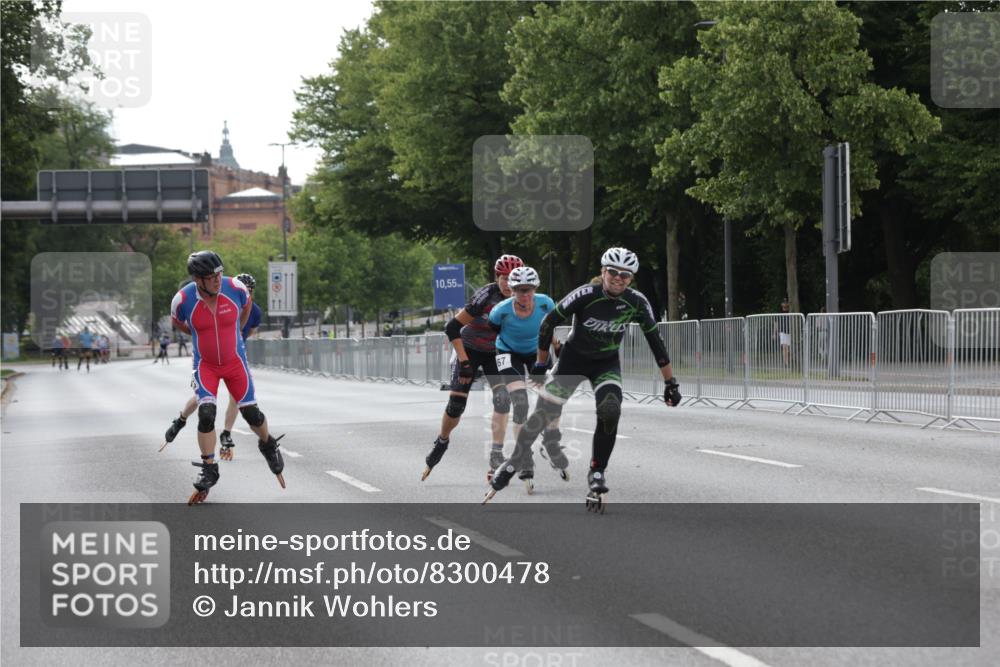 29.06.2025 - hella hamburg halbmarathon Jannik Wohlers http://msf.ph/oto/8300478 29.06.2025 08:56:28 Lombardsbrücke  meine-sportfotos.de
