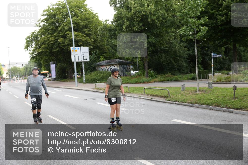 29.06.2025 - hella hamburg halbmarathon Yannick Fuchs http://msf.ph/oto/8300812 29.06.2025 10:03:23 20KM 128, 127 meine-sportfotos.de