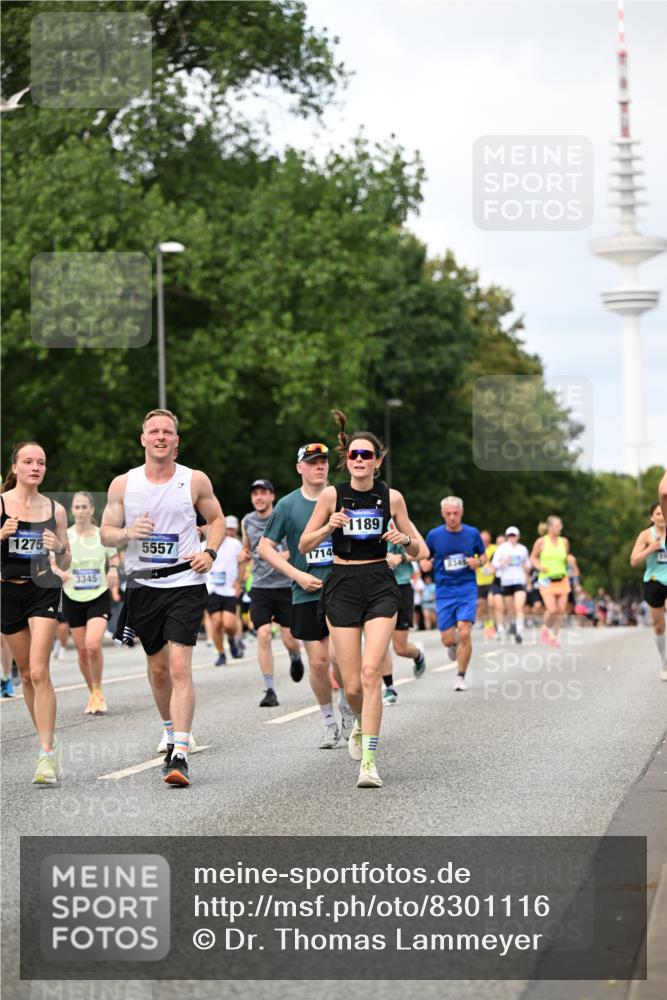 29.06.2025 - hella hamburg halbmarathon Dr. Thomas Lammeyer http://msf.ph/oto/8301116 29.06.2025 10:37:59 Kennedybrücke 1189, 1275, 1896, 2038, 2526, 2776, 3264, 3340, 3345, 3848, 4361, 4433, 4449, 4807, 4824, 4826, 5075, 5141, 5557, 5561, 5566, 5584, 5821, 5822, 5887, 6364, 6515, 6516, 6956, 7027, 7565, 7633, 7653, 7982, 8157, 8277, 8349, 8375, 8377, 8383, 8401, 8620, 9234, 9258, 9438, 9706, 9799, 9875, 9995, 10048, 10561, 10800, 11092, 11111, 11229, 11237, 11260 meine-sportfotos.de