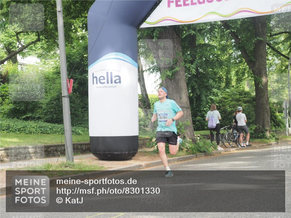 29.06.2025 - hella hamburg halbmarathon KatJ http://msf.ph/oto/8301330 29.06.2025 10:14:05 Zwischen KM18-KM19 7963 meine-sportfotos.de