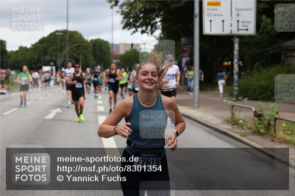 29.06.2025 - hella hamburg halbmarathon Yannick Fuchs http://msf.ph/oto/8301354 29.06.2025 10:49:54 20KM 1130, 1180, 1193, 2982, 3042, 3048, 3058, 3668, 4951, 5287, 5465, 5672, 6569, 6591, 6759, 7742, 8255, 8311, 8330, 8639, 8863, 9361, 9562, 11039, 11143, 11309, 11554, 11638, 12196, 12515, 12858, 13474, 14363, 14461, 15134, 15184, 16375, 16401, 16434, 16625, 16786, 17468, 17615, 18125, 18212, 18325, 18340, 18495, 18634, 18741, 18746, 18835, 19120, 19152 meine-sportfotos.de