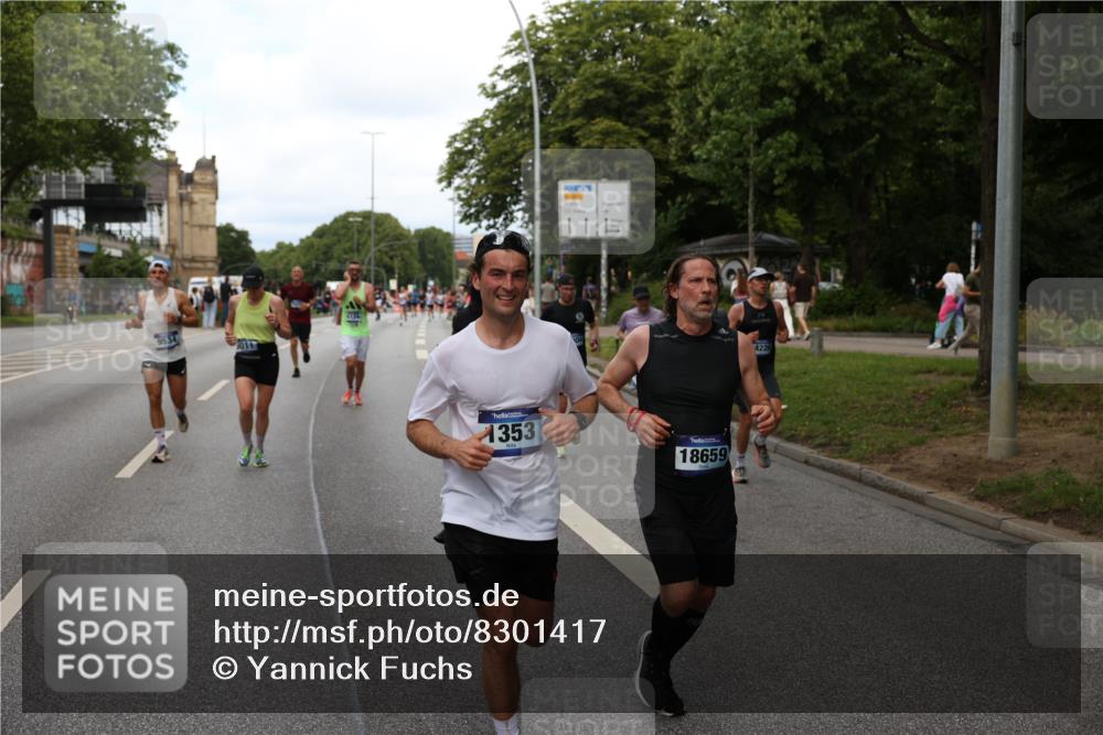29.06.2025 - hella hamburg halbmarathon Yannick Fuchs http://msf.ph/oto/8301417 29.06.2025 10:37:32 20KM 1353, 1675, 1735, 2653, 4229, 4318, 5011, 5124, 5477, 7026, 7508, 7635, 9364, 9371, 9534, 10099, 10251, 11177, 12153, 12723, 12839, 13398, 13746, 13807, 14201, 14210, 14226, 14447, 14484, 14560, 14849, 15255, 15328, 15706, 15851, 15921, 16314, 16338, 17733, 17911, 18004, 18274, 18275, 18304, 18449, 18659, 18987, 19009, 19229 meine-sportfotos.de