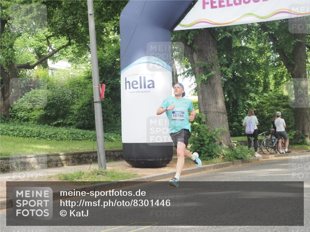 29.06.2025 - hella hamburg halbmarathon KatJ http://msf.ph/oto/8301446 29.06.2025 10:14:05 Zwischen KM18-KM19 7963 meine-sportfotos.de