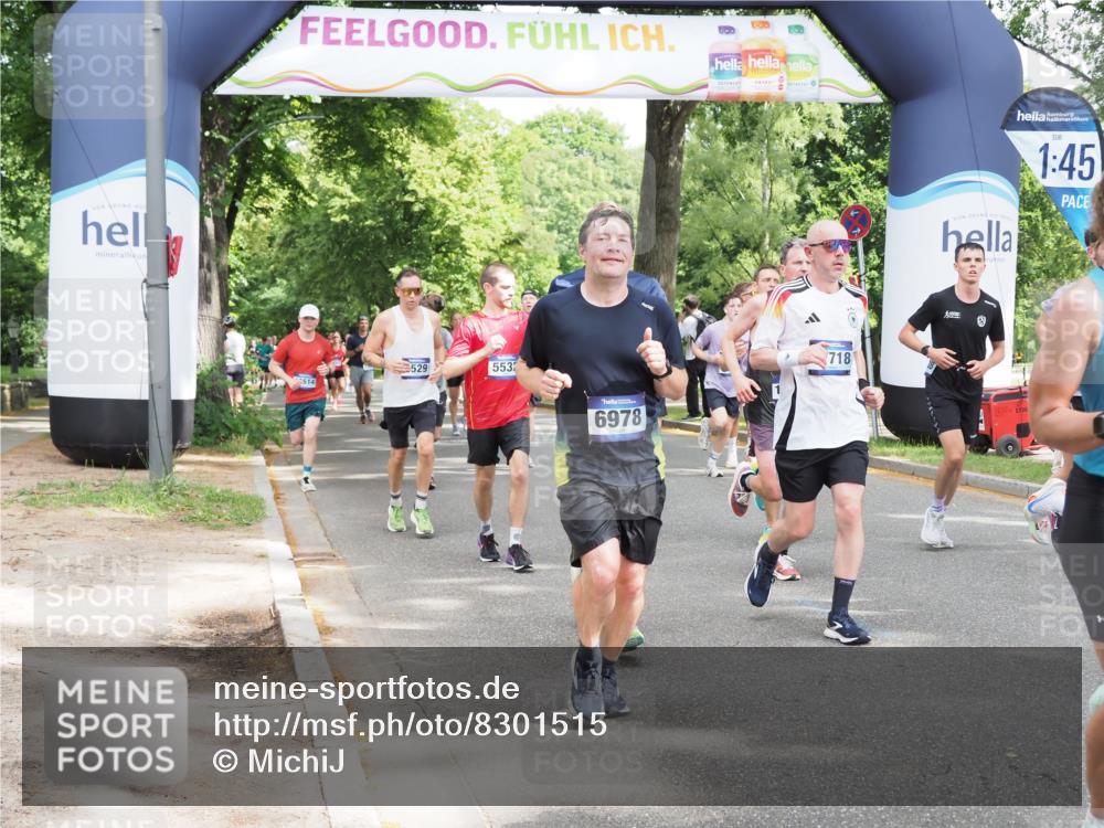 29.06.2025 - hella hamburg halbmarathon MichiJ http://msf.ph/oto/8301515 29.06.2025 10:34:45 Zwischen KM18-KM19 1604, 3087, 5459, 5532, 5889, 6421, 6691, 6978, 8142, 8482, 8981, 9386, 9529, 9786, 11185, 11858, 12171, 12891, 13698, 13728, 14045, 14415, 15157, 15451, 15611, 15684, 15741, 15825, 15973, 17353, 17461, 17669, 17718, 19209 meine-sportfotos.de