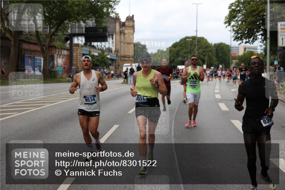 29.06.2025 - hella hamburg halbmarathon Yannick Fuchs http://msf.ph/oto/8301522 29.06.2025 10:37:33 20KM 1353, 1675, 1735, 2653, 4229, 4318, 5011, 5124, 5477, 7026, 7508, 7635, 9364, 9371, 9534, 10099, 10237, 10251, 11177, 12153, 12723, 12776, 13398, 13746, 13807, 14201, 14210, 14226, 14484, 14560, 14849, 15255, 15328, 15706, 15851, 15921, 16314, 16338, 17733, 18004, 18274, 18304, 18449, 18659, 18987, 19009, 19038, 19229 meine-sportfotos.de