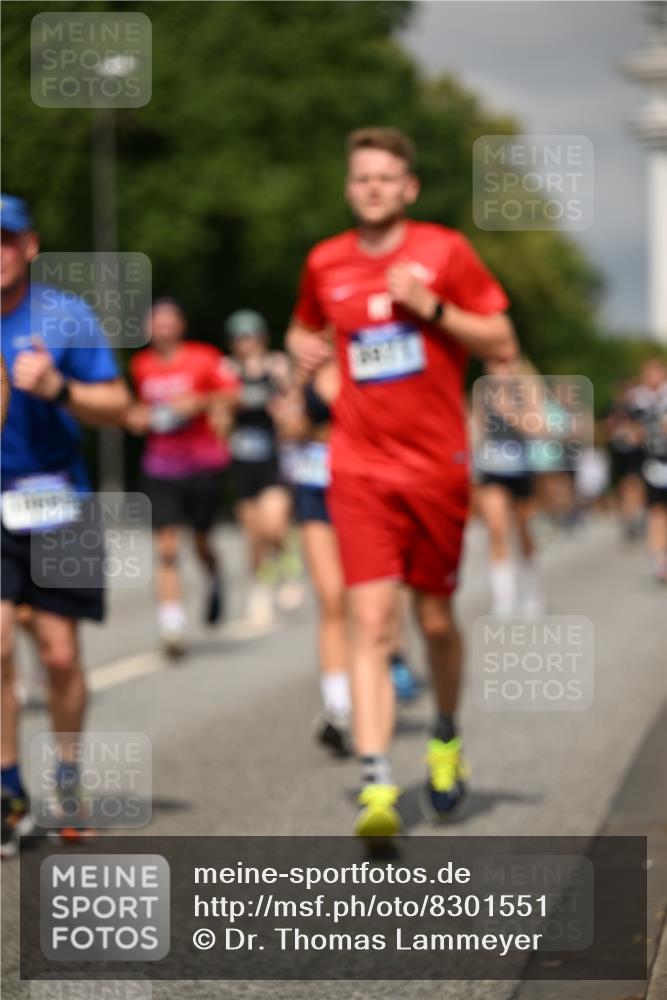 29.06.2025 - hella hamburg halbmarathon Dr. Thomas Lammeyer http://msf.ph/oto/8301551 29.06.2025 10:16:24 Kennedybrücke 1249, 1610, 1785, 1850, 1851, 2963, 2964, 3182, 3248, 3262, 3363, 4453, 5150, 5166, 5176, 6822, 6871, 7014, 7907, 8206, 8207, 8917, 8971, 9428, 10067, 10402, 10685, 11025 meine-sportfotos.de
