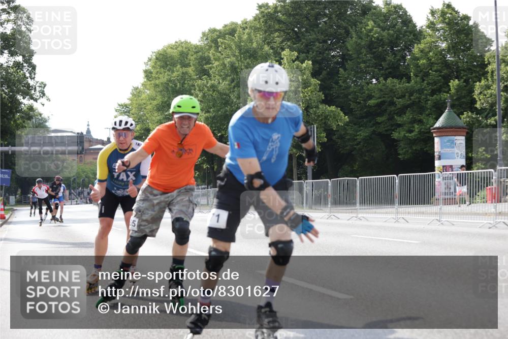 29.06.2025 - hella hamburg halbmarathon Jannik Wohlers http://msf.ph/oto/8301627 29.06.2025 08:56:50 Lombardsbrücke  meine-sportfotos.de
