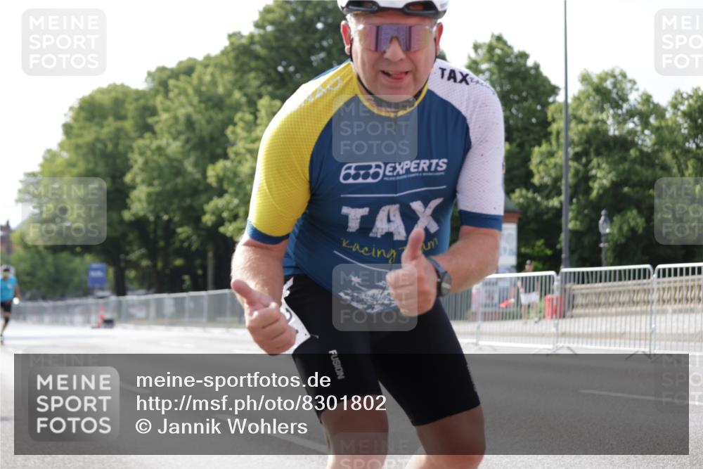 29.06.2025 - hella hamburg halbmarathon Jannik Wohlers http://msf.ph/oto/8301802 29.06.2025 08:56:51 Lombardsbrücke  meine-sportfotos.de