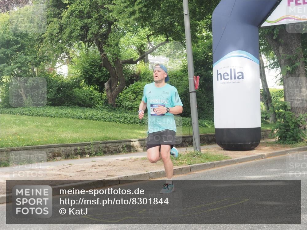 29.06.2025 - hella hamburg halbmarathon KatJ http://msf.ph/oto/8301844 29.06.2025 10:14:06 Zwischen KM18-KM19 7963 meine-sportfotos.de