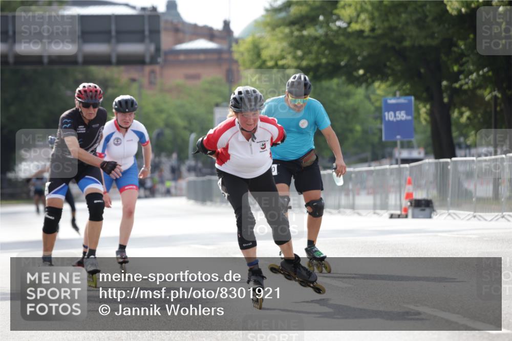 29.06.2025 - hella hamburg halbmarathon Jannik Wohlers http://msf.ph/oto/8301921 29.06.2025 08:56:53 Lombardsbrücke  meine-sportfotos.de