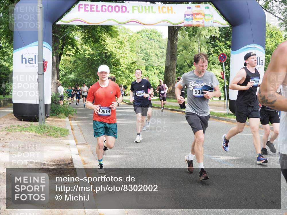 29.06.2025 - hella hamburg halbmarathon MichiJ http://msf.ph/oto/8302002 29.06.2025 10:34:47 Zwischen KM18-KM19 1604, 3087, 5459, 5532, 5889, 6421, 6691, 6978, 7908, 8142, 8482, 8981, 9386, 9529, 9786, 11185, 11858, 12651, 13614, 13698, 13728, 14045, 14415, 15149, 15157, 15451, 15611, 15684, 15741, 15973, 17461, 17669, 17718, 19209 meine-sportfotos.de