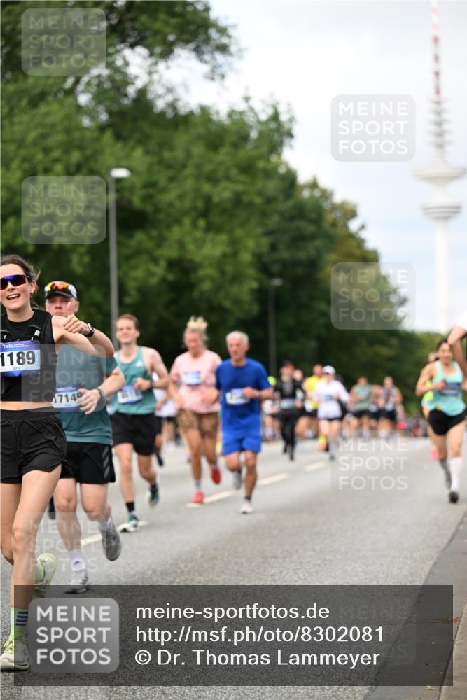 29.06.2025 - hella hamburg halbmarathon Dr. Thomas Lammeyer http://msf.ph/oto/8302081 29.06.2025 10:38:02 Kennedybrücke 1189, 1275, 1764, 1896, 2038, 2526, 2776, 2933, 3264, 3340, 3345, 3848, 4361, 4433, 4445, 4449, 4807, 4824, 4826, 5075, 5096, 5141, 5557, 5561, 5566, 5569, 5584, 5821, 5822, 5887, 6364, 6515, 6516, 6956, 7027, 7565, 7633, 7653, 7982, 8157, 8277, 8349, 8375, 8377, 8383, 8401, 8620, 9258, 9438, 9706, 9799, 9875, 9995, 10048, 10071, 10561, 10800, 11111, 11229, 11237, 11260 meine-sportfotos.de