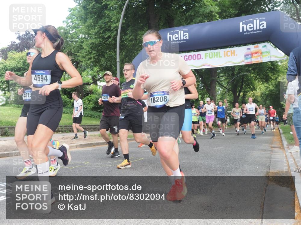 29.06.2025 - hella hamburg halbmarathon KatJ http://msf.ph/oto/8302094 29.06.2025 10:43:26 Zwischen KM18-KM19 1972, 2083, 2741, 2982, 2996, 3042, 4152, 4594, 4813, 5418, 7037, 8255 meine-sportfotos.de