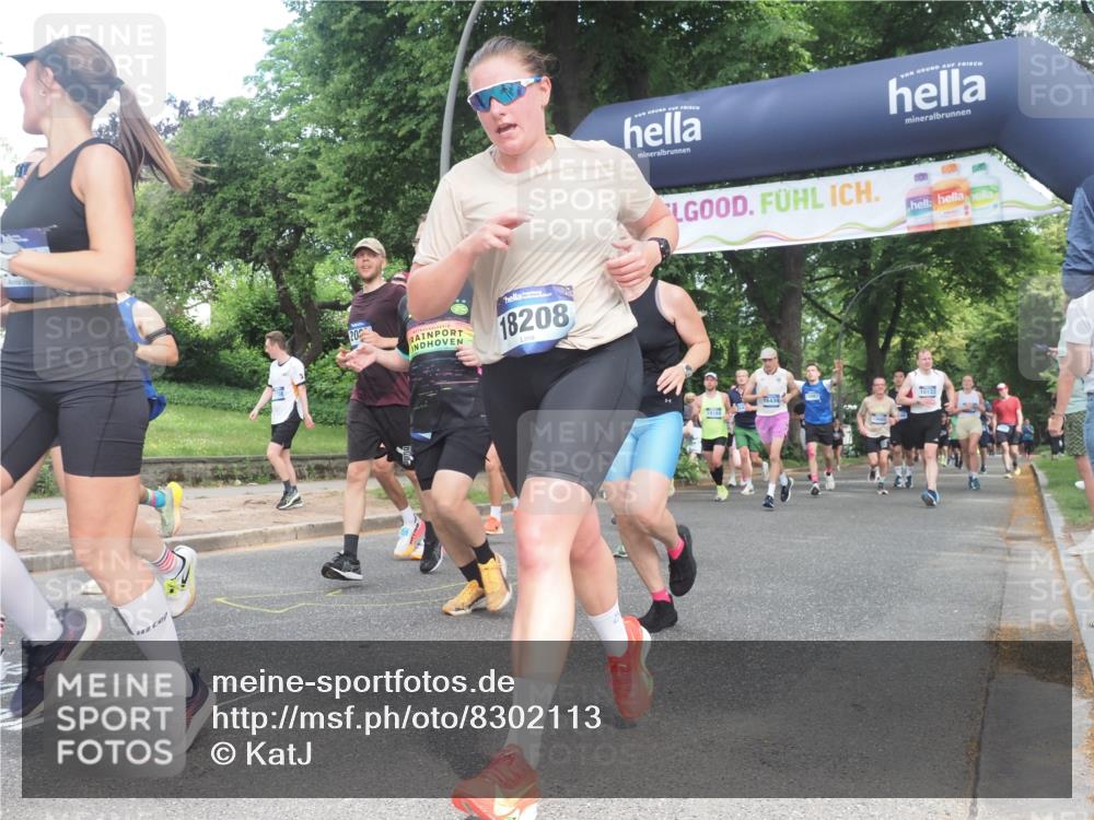 29.06.2025 - hella hamburg halbmarathon KatJ http://msf.ph/oto/8302113 29.06.2025 10:43:26 Zwischen KM18-KM19 1972, 2083, 2741, 2982, 2996, 3042, 4152, 4594, 4813, 5418, 7037, 8255 meine-sportfotos.de