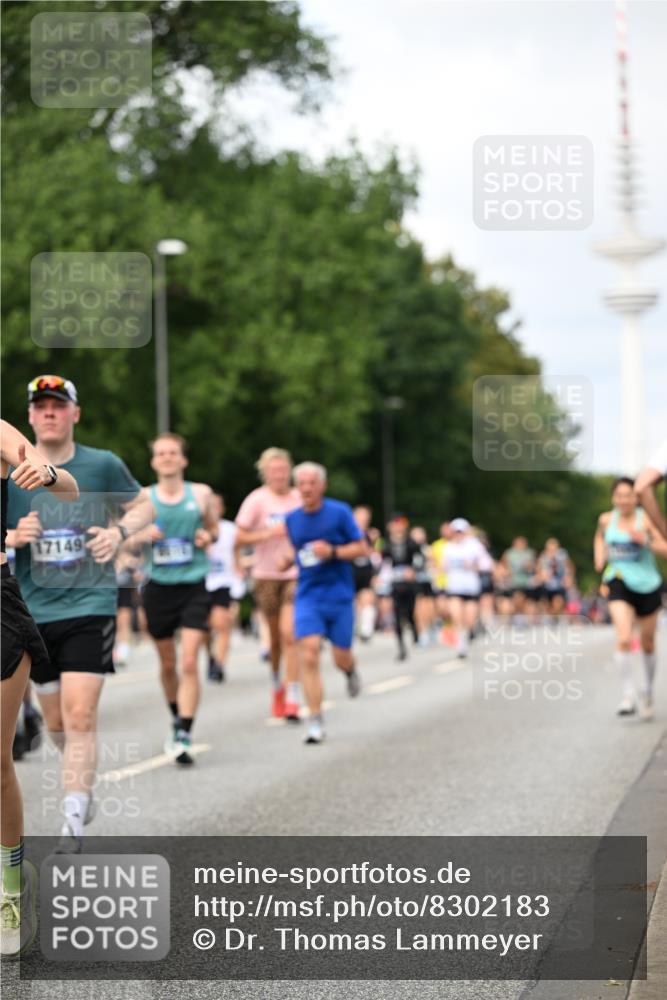 29.06.2025 - hella hamburg halbmarathon Dr. Thomas Lammeyer http://msf.ph/oto/8302183 29.06.2025 10:38:02 Kennedybrücke 1189, 1275, 1764, 1896, 2038, 2526, 2776, 2933, 3264, 3340, 3345, 3848, 4361, 4433, 4445, 4449, 4807, 4824, 4826, 5075, 5096, 5141, 5557, 5561, 5566, 5569, 5584, 5821, 5822, 5887, 6364, 6515, 6516, 6956, 7027, 7565, 7633, 7653, 7982, 8157, 8277, 8349, 8375, 8377, 8383, 8401, 8620, 9258, 9438, 9706, 9799, 9875, 9995, 10048, 10071, 10561, 10800, 11111, 11229, 11237, 11260 meine-sportfotos.de