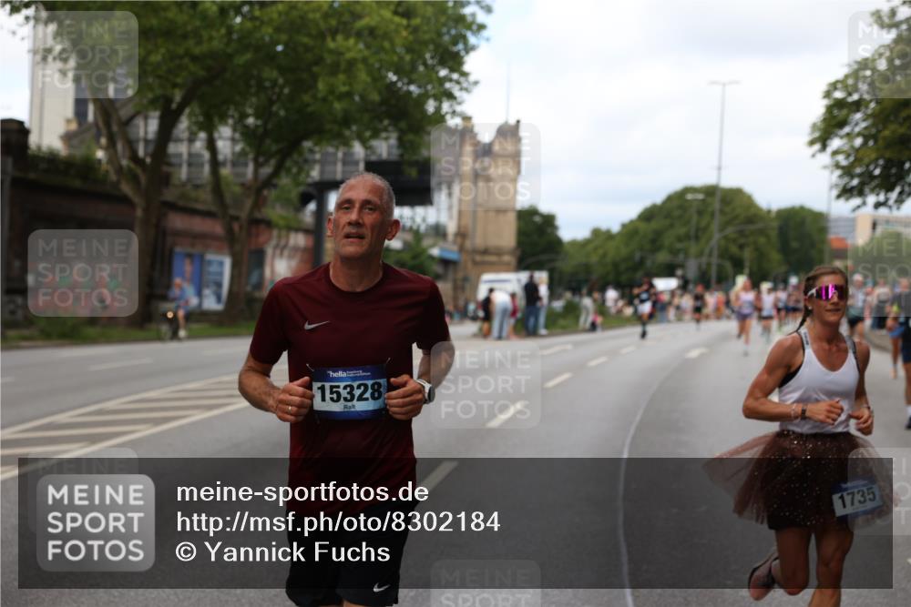 29.06.2025 - hella hamburg halbmarathon Yannick Fuchs http://msf.ph/oto/8302184 29.06.2025 10:37:36 20KM 1675, 1735, 2653, 3697, 4080, 4229, 4318, 5124, 5477, 7026, 7508, 7635, 9364, 9534, 10099, 10237, 10251, 11177, 12153, 12723, 12776, 13398, 13746, 13807, 14201, 14210, 14484, 14849, 15328, 15706, 15851, 15921, 16314, 16338, 18004, 18274, 18304, 18449, 18987, 19009, 19038, 19051, 19229 meine-sportfotos.de