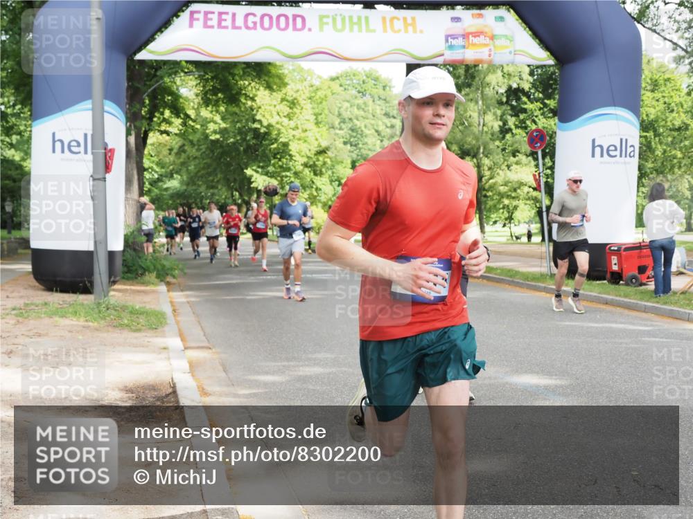 29.06.2025 - hella hamburg halbmarathon MichiJ http://msf.ph/oto/8302200 29.06.2025 10:34:48 Zwischen KM18-KM19 1604, 3087, 5459, 5532, 6421, 6691, 6978, 7599, 7908, 8482, 8981, 9386, 9529, 9786, 11185, 12651, 13614, 13698, 13728, 14045, 14415, 15149, 15451, 15611, 15684, 15741, 15973, 17669, 17718, 19209 meine-sportfotos.de
