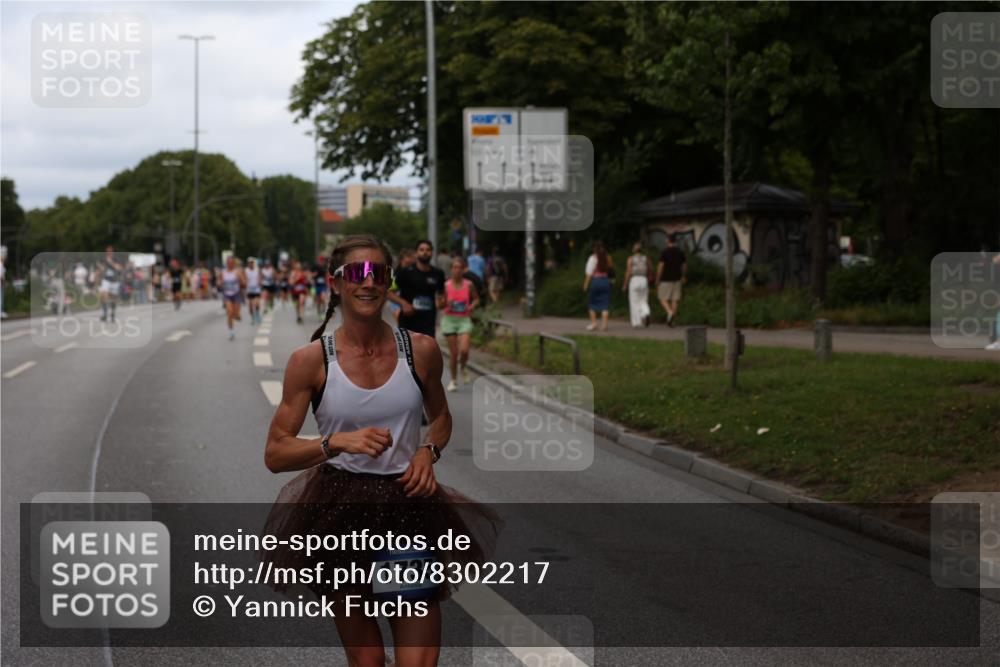 29.06.2025 - hella hamburg halbmarathon Yannick Fuchs http://msf.ph/oto/8302217 29.06.2025 10:37:37 20KM 1735, 2653, 3697, 3928, 4080, 4229, 4318, 5124, 5477, 7026, 7508, 7635, 10099, 10237, 10251, 11177, 12153, 12723, 12776, 13398, 13746, 13807, 14201, 14210, 14484, 14849, 15328, 15706, 15851, 15921, 16314, 16338, 16997, 18004, 18274, 18304, 18449, 18987, 19009, 19038, 19051, 19229 meine-sportfotos.de