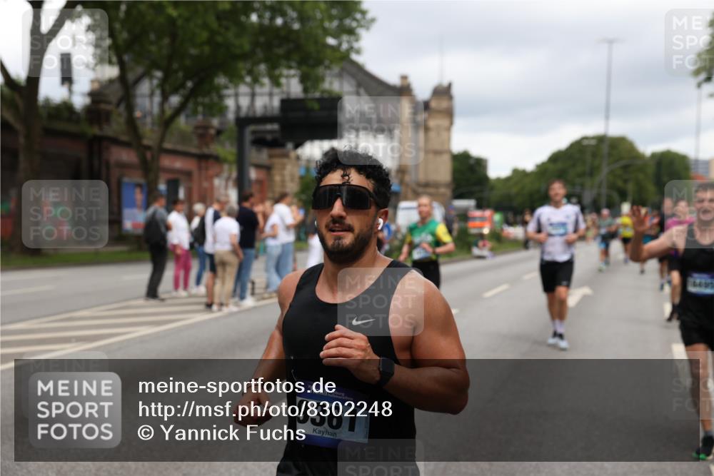 29.06.2025 - hella hamburg halbmarathon Yannick Fuchs http://msf.ph/oto/8302248 29.06.2025 10:49:58 20KM 1130, 1180, 1877, 2378, 2982, 3042, 3048, 4951, 5287, 5465, 5721, 5744, 6759, 7646, 7742, 8255, 8311, 8330, 8639, 8863, 9361, 9562, 9622, 11039, 11143, 11309, 11554, 11638, 12196, 12515, 12858, 13474, 14363, 14461, 15134, 16043, 16375, 16401, 16434, 16625, 16786, 17468, 17615, 18117, 18125, 18212, 18325, 18340, 18495, 18531, 18634, 18741, 18746, 18835, 18966, 19120, 19152 meine-sportfotos.de