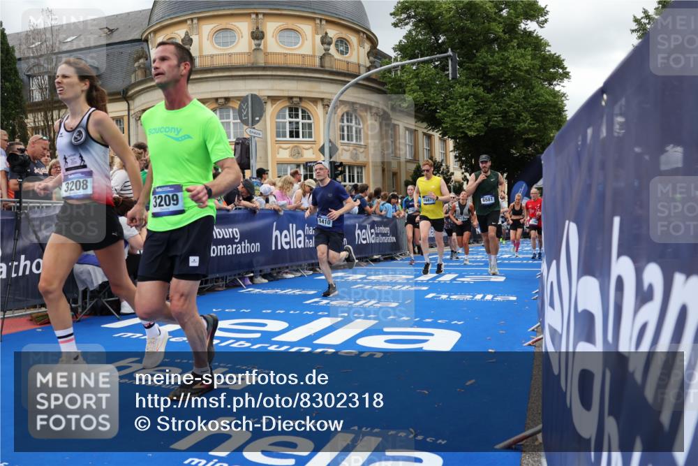 29.06.2025 - hella hamburg halbmarathon Strokosch-Dieckow http://msf.ph/oto/8302318 29.06.2025 10:54:08 Ziel 1410, 3103, 3177, 3208, 3209, 3861, 3898, 5638, 6082, 6084, 6294, 6443, 6581, 7274, 8390, 9032, 9791, 11499, 12213, 12379, 13033, 13397, 13794, 15169, 15524, 16527, 16780, 16871, 17348 meine-sportfotos.de