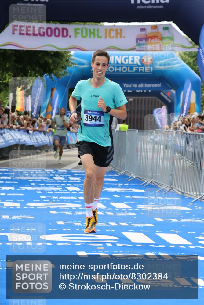 29.06.2025 - hella hamburg halbmarathon Strokosch-Dieckow http://msf.ph/oto/8302384 29.06.2025 10:16:30 Ziel 3944, 11864 meine-sportfotos.de