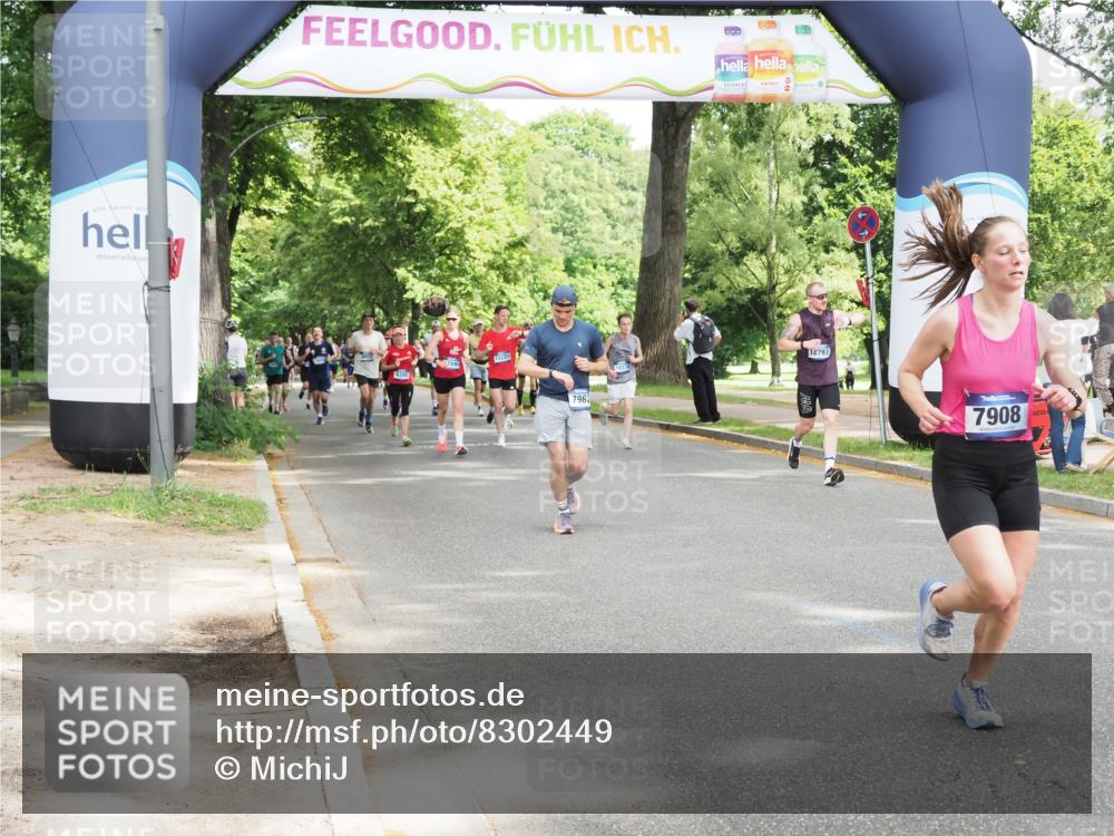 29.06.2025 - hella hamburg halbmarathon MichiJ http://msf.ph/oto/8302449 29.06.2025 10:34:50 Zwischen KM18-KM19 1604, 5459, 5532, 6421, 6978, 7599, 7908, 7962, 8482, 9386, 9529, 9786, 11185, 12651, 13614, 13728, 14415, 15149, 15611, 15684, 15741, 15973, 17669, 17718, 18797, 19209 meine-sportfotos.de