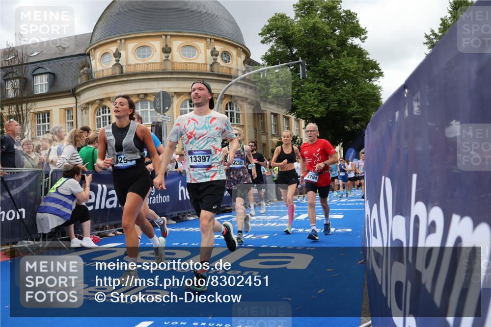 29.06.2025 - hella hamburg halbmarathon Strokosch-Dieckow http://msf.ph/oto/8302451 29.06.2025 10:54:10 Ziel 1410, 3103, 3177, 3208, 3209, 3861, 3898, 5638, 6082, 6084, 6294, 6443, 6581, 7274, 8223, 8390, 9791, 11430, 11499, 12213, 12379, 13033, 13397, 13794, 13803, 15169, 15524, 16527, 16780, 16871, 17087 meine-sportfotos.de