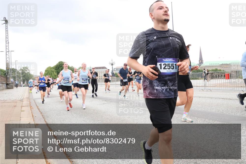 29.06.2025 - hella hamburg halbmarathon Lena Gebhardt http://msf.ph/oto/8302479 29.06.2025 10:56:26 Lombardsbrücke 1221, 17649, 17673, 15103, 9953, 9948, 12551, 2022, 1047, 1113, 1738, 1909, 2095, 2143, 2307, 2793, 2887, 2915, 2991, 3257, 3268, 3438, 3520, 3614, 3675, 3676, 3953, 3987, 4083, 4354, 4473, 4773, 4836, 5237, 5306, 5438, 5580, 5693, 5757, 5911, 5994, 6494, 6690, 6968, 7025, 7028, 7090, 7307, 7616, 7711, 8005, 8108, 8305, 8517, 8606, 8766, 8939, 8943, 9172, 9210, 9383, 9435, 9606, 9838, 9910, 9948, 9953, 10555, 10569, 10571, 10640, 10740, 10784, 10987 meine-sportfotos.de