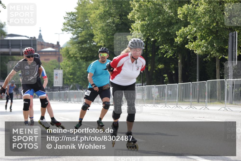 29.06.2025 - hella hamburg halbmarathon Jannik Wohlers http://msf.ph/oto/8302487 29.06.2025 08:56:54 Lombardsbrücke  meine-sportfotos.de