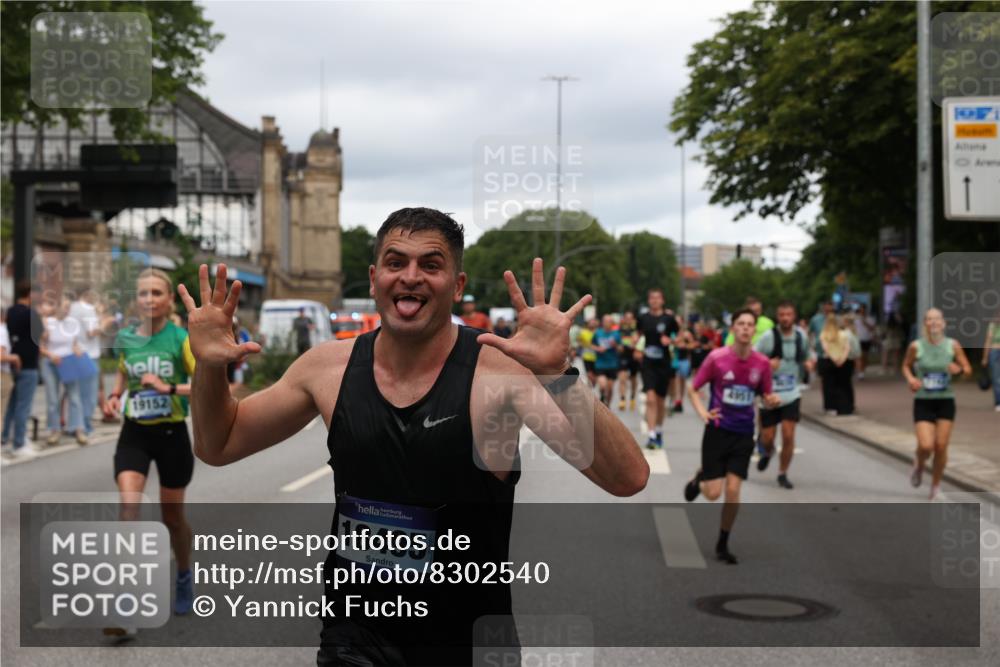 29.06.2025 - hella hamburg halbmarathon Yannick Fuchs http://msf.ph/oto/8302540 29.06.2025 10:49:59 20KM 1130, 1180, 1877, 2378, 2982, 3042, 3048, 4951, 5287, 5465, 5721, 5744, 6759, 7646, 7742, 8255, 8311, 8330, 8639, 8863, 9361, 9562, 9622, 11039, 11143, 11309, 11554, 11638, 12196, 12515, 12858, 13474, 14363, 14461, 15134, 16043, 16375, 16401, 16434, 16625, 16786, 17468, 17615, 18117, 18125, 18212, 18325, 18340, 18495, 18531, 18634, 18746, 18835, 18966, 19120, 19152 meine-sportfotos.de