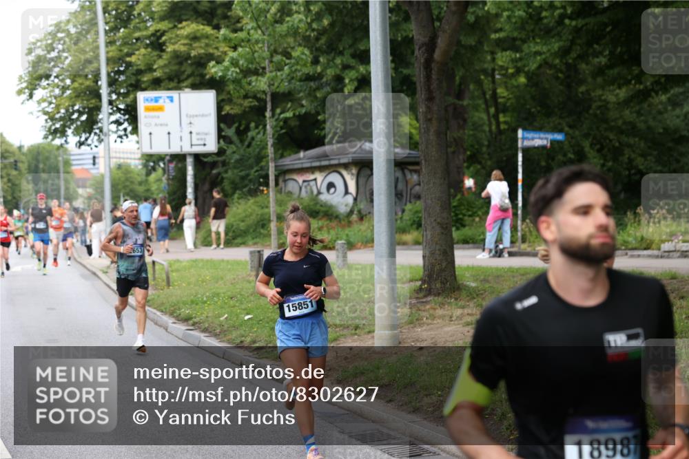 29.06.2025 - hella hamburg halbmarathon Yannick Fuchs http://msf.ph/oto/8302627 29.06.2025 10:37:42 20KM 2653, 3109, 3124, 3697, 3928, 4080, 4229, 4318, 5477, 7026, 7508, 7635, 8664, 9114, 10099, 10237, 10251, 10493, 11177, 12153, 12723, 12776, 13398, 13746, 13807, 14201, 14210, 14484, 14849, 15706, 15851, 15921, 16314, 16338, 16997, 17391, 17403, 18274, 18449, 18987, 19009, 19038, 19051, 19229 meine-sportfotos.de