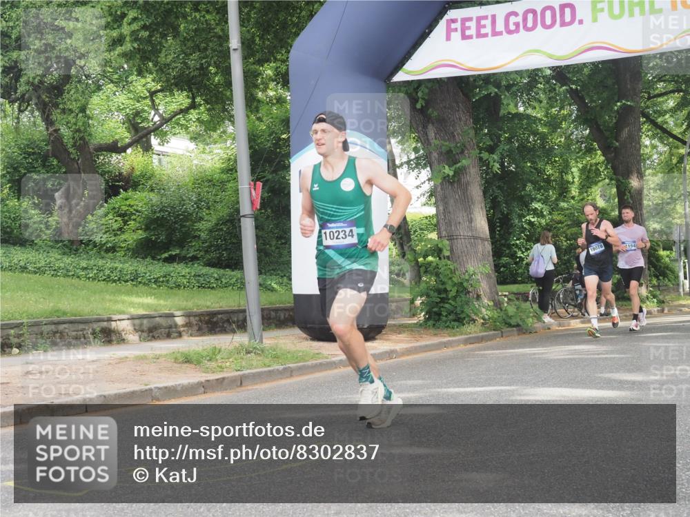 29.06.2025 - hella hamburg halbmarathon KatJ http://msf.ph/oto/8302837 29.06.2025 10:14:11 Zwischen KM18-KM19  meine-sportfotos.de