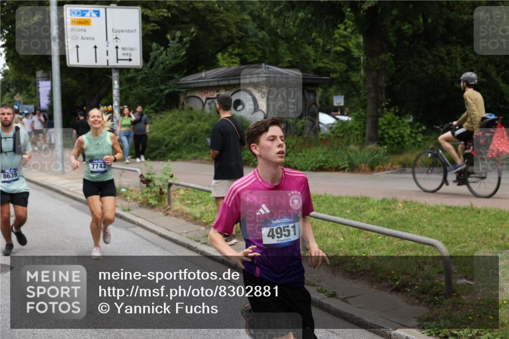 29.06.2025 - hella hamburg halbmarathon Yannick Fuchs http://msf.ph/oto/8302881 29.06.2025 10:50:01 20KM 1130, 1180, 1877, 2378, 2982, 3042, 3048, 4594, 4813, 4951, 5287, 5465, 5721, 5744, 6759, 7646, 7742, 8255, 8311, 8330, 8639, 8863, 9361, 9562, 9622, 11143, 11309, 11554, 11638, 11870, 12196, 12515, 12858, 13474, 14363, 14461, 15134, 16008, 16009, 16043, 16375, 16434, 16625, 17468, 17615, 18117, 18125, 18212, 18325, 18340, 18495, 18531, 18634, 18966, 19152 meine-sportfotos.de