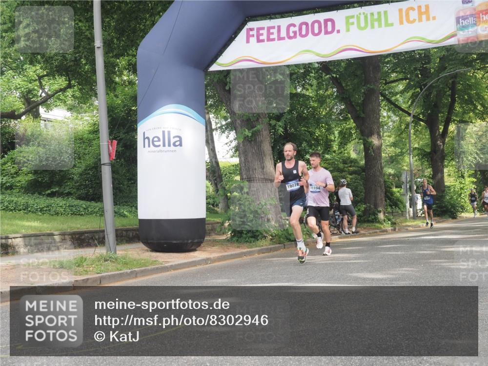 29.06.2025 - hella hamburg halbmarathon KatJ http://msf.ph/oto/8302946 29.06.2025 10:14:12 Zwischen KM18-KM19  meine-sportfotos.de