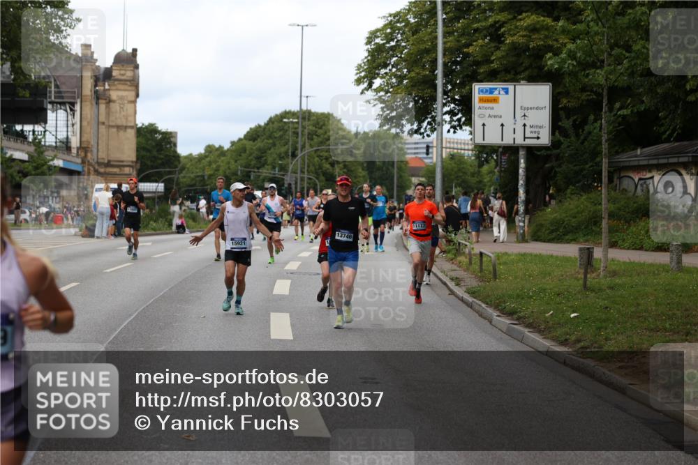 29.06.2025 - hella hamburg halbmarathon Yannick Fuchs http://msf.ph/oto/8303057 29.06.2025 10:37:45 20KM 2653, 3109, 3116, 3124, 3697, 3928, 4080, 4229, 4318, 6495, 7026, 7508, 7635, 8664, 9114, 10099, 10237, 10251, 10493, 11177, 12153, 12623, 12657, 12723, 12776, 13398, 13746, 13807, 14201, 14210, 14484, 14849, 15706, 15921, 16314, 16338, 16997, 17391, 17403, 18274, 18449, 19009, 19038, 19051, 19229 meine-sportfotos.de