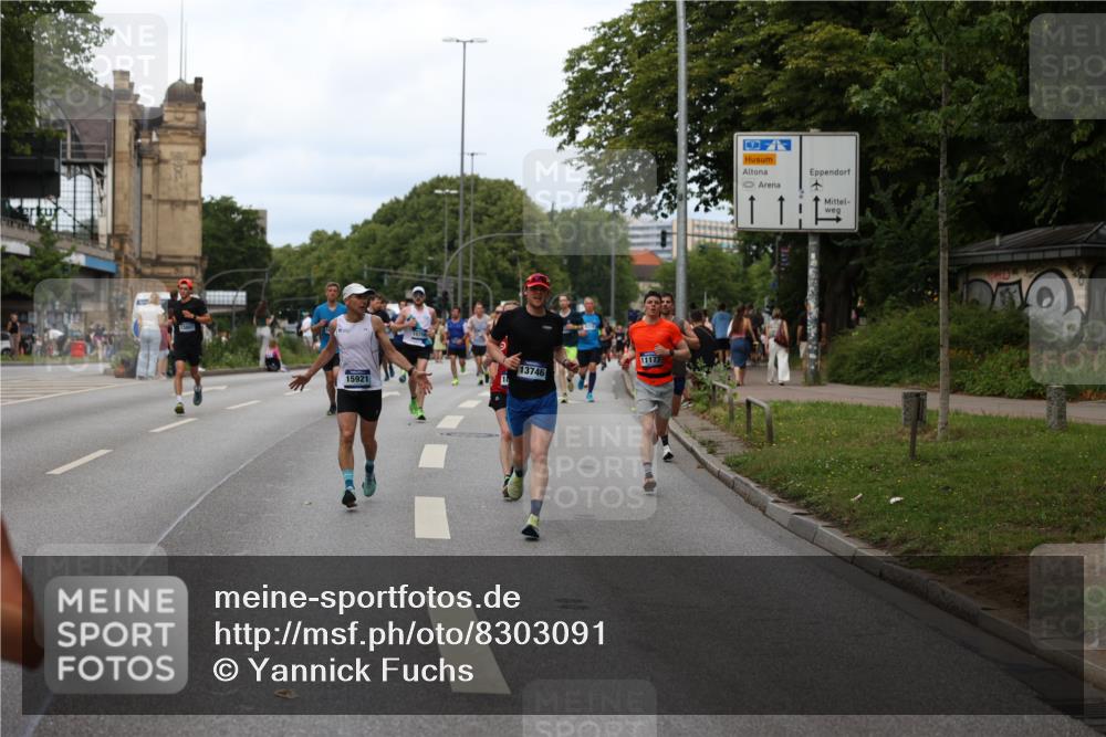 29.06.2025 - hella hamburg halbmarathon Yannick Fuchs http://msf.ph/oto/8303091 29.06.2025 10:37:46 20KM 2653, 3109, 3116, 3124, 3697, 3928, 4080, 4229, 4318, 6495, 7026, 7508, 7635, 8664, 9114, 10099, 10237, 10251, 10493, 11177, 12153, 12623, 12657, 12723, 12776, 13398, 13746, 13807, 14201, 14210, 14484, 14849, 15706, 15921, 16314, 16338, 16997, 17391, 17403, 18274, 18449, 19009, 19038, 19051, 19229 meine-sportfotos.de