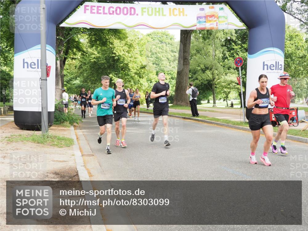 29.06.2025 - hella hamburg halbmarathon MichiJ http://msf.ph/oto/8303099 29.06.2025 10:34:58 Zwischen KM18-KM19 1689, 1942, 5022, 5650, 6203, 7480, 8852, 9305, 10423, 13223, 13554, 14618, 14619, 15026, 16414, 17846, 18118, 18797 meine-sportfotos.de
