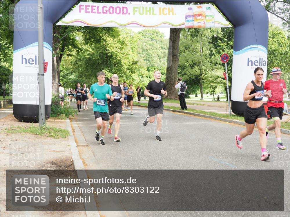 29.06.2025 - hella hamburg halbmarathon MichiJ http://msf.ph/oto/8303122 29.06.2025 10:34:58 Zwischen KM18-KM19 1689, 1942, 5022, 5650, 6203, 7480, 8852, 9305, 10423, 13223, 13554, 14618, 14619, 15026, 16414, 17846, 18118, 18797 meine-sportfotos.de
