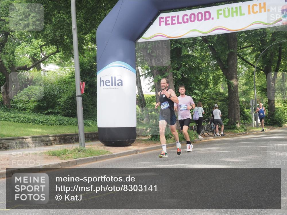 29.06.2025 - hella hamburg halbmarathon KatJ http://msf.ph/oto/8303141 29.06.2025 10:14:12 Zwischen KM18-KM19  meine-sportfotos.de