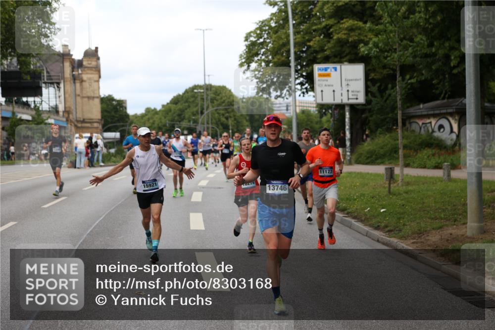 29.06.2025 - hella hamburg halbmarathon Yannick Fuchs http://msf.ph/oto/8303168 29.06.2025 10:37:47 20KM 3109, 3116, 3124, 3697, 3928, 4080, 4229, 4318, 6495, 7026, 7508, 7635, 8664, 9114, 10099, 10237, 10251, 10493, 11177, 11778, 12153, 12623, 12657, 12723, 12776, 13398, 13746, 13807, 14201, 14210, 14484, 14849, 15706, 15921, 16314, 16338, 16997, 17391, 17403, 18274, 18449, 19009, 19038, 19051, 19229 meine-sportfotos.de