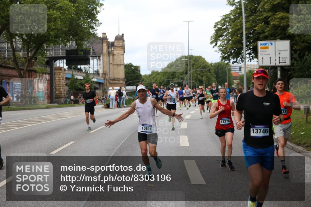 29.06.2025 - hella hamburg halbmarathon Yannick Fuchs http://msf.ph/oto/8303196 29.06.2025 10:37:48 20KM 3109, 3116, 3124, 3697, 3928, 4080, 4318, 6495, 7026, 7185, 7508, 7635, 8664, 9114, 10099, 10237, 10251, 10493, 11177, 11778, 12153, 12623, 12657, 12723, 12776, 13398, 13746, 13807, 13897, 14201, 14210, 14484, 14849, 15706, 15921, 16314, 16338, 16997, 17391, 17403, 18274, 18449, 19009, 19038, 19051, 19229 meine-sportfotos.de