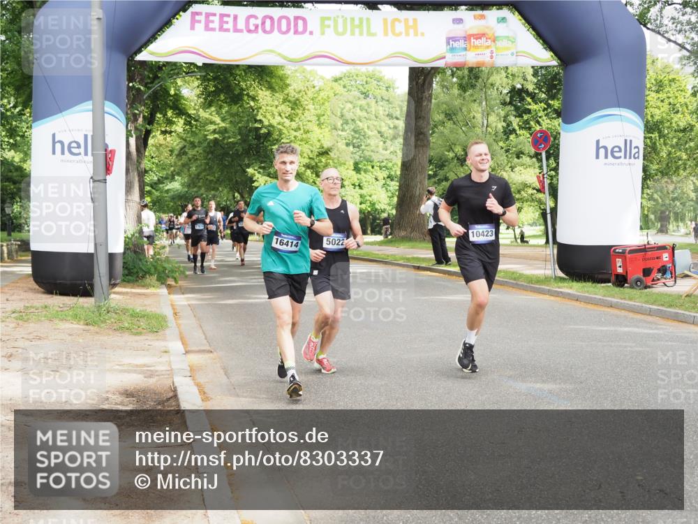 29.06.2025 - hella hamburg halbmarathon MichiJ http://msf.ph/oto/8303337 29.06.2025 10:34:59 Zwischen KM18-KM19 1689, 1942, 5022, 5650, 6203, 7480, 8852, 9305, 10423, 13223, 13554, 14618, 14619, 15026, 16414, 17846, 18118 meine-sportfotos.de