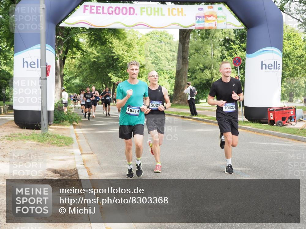 29.06.2025 - hella hamburg halbmarathon MichiJ http://msf.ph/oto/8303368 29.06.2025 10:34:59 Zwischen KM18-KM19 1689, 1942, 5022, 5650, 6203, 7480, 8852, 9305, 10423, 13223, 13554, 14618, 14619, 15026, 16414, 17846, 18118 meine-sportfotos.de