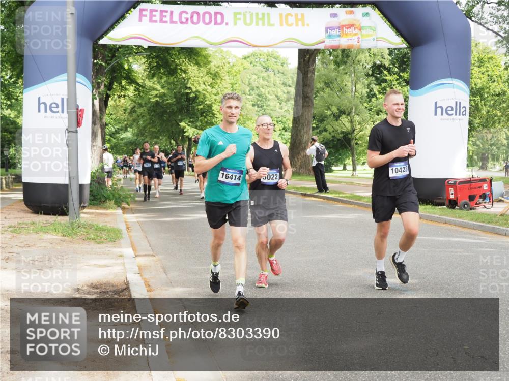 29.06.2025 - hella hamburg halbmarathon MichiJ http://msf.ph/oto/8303390 29.06.2025 10:34:59 Zwischen KM18-KM19 1689, 1942, 5022, 5650, 6203, 7480, 8852, 9305, 10423, 13223, 13554, 14618, 14619, 15026, 16414, 17846, 18118 meine-sportfotos.de