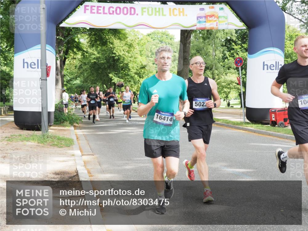 29.06.2025 - hella hamburg halbmarathon MichiJ http://msf.ph/oto/8303475 29.06.2025 10:35:00 Zwischen KM18-KM19 1689, 1942, 5022, 5650, 6203, 7480, 8852, 9305, 10423, 13554, 14618, 14619, 15026, 16414, 17846, 18118 meine-sportfotos.de