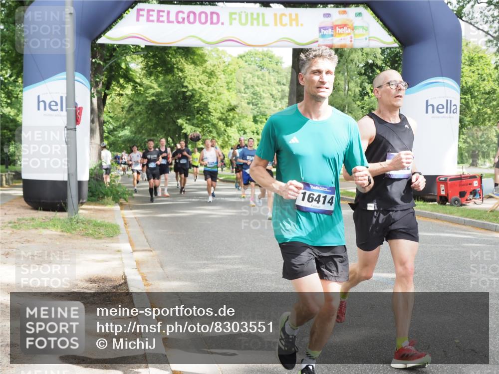 29.06.2025 - hella hamburg halbmarathon MichiJ http://msf.ph/oto/8303551 29.06.2025 10:35:00 Zwischen KM18-KM19 1689, 1942, 5022, 5650, 6203, 7480, 8852, 9305, 10423, 13554, 14618, 14619, 15026, 16414, 17846, 18118 meine-sportfotos.de