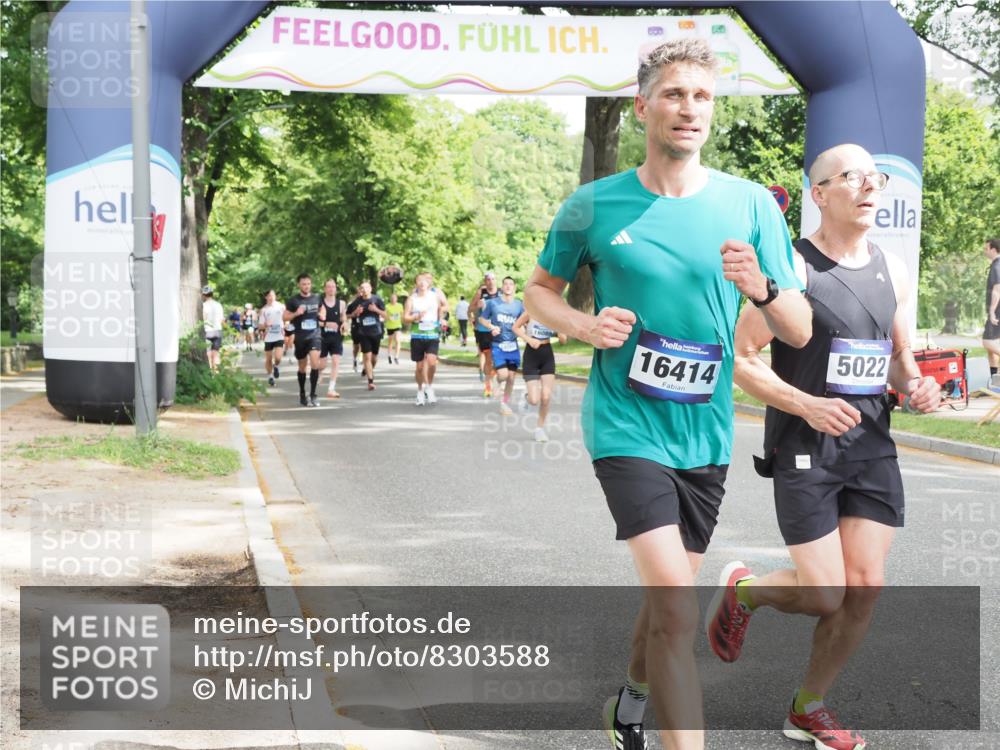 29.06.2025 - hella hamburg halbmarathon MichiJ http://msf.ph/oto/8303588 29.06.2025 10:35:01 Zwischen KM18-KM19 1689, 1942, 5022, 5650, 6203, 7480, 8852, 10423, 13554, 14594, 14618, 14619, 15026, 16414, 17229 meine-sportfotos.de