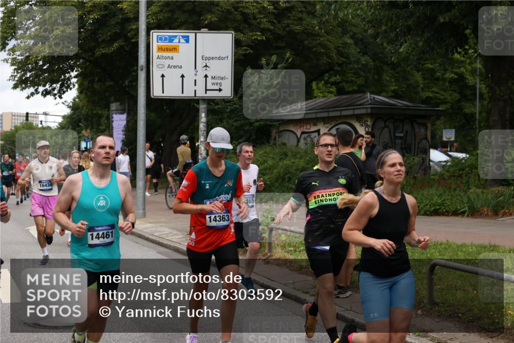 29.06.2025 - hella hamburg halbmarathon Yannick Fuchs http://msf.ph/oto/8303592 29.06.2025 10:50:06 20KM 1130, 1180, 1877, 2378, 2982, 3042, 3048, 4594, 4813, 4951, 5287, 5465, 5721, 5744, 6759, 7646, 7742, 8311, 8330, 8639, 8863, 8968, 8996, 9246, 9622, 9903, 10084, 11143, 11309, 11554, 11638, 11870, 12196, 12515, 12858, 13474, 14363, 14461, 15134, 16008, 16009, 16043, 16375, 16434, 16620, 16625, 17468, 18117, 18125, 18325, 18340, 18495, 18531, 18634, 18966, 19152 meine-sportfotos.de